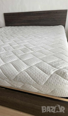 Балчик лично предаване! Легло 160 на 200 Матрак Подматрачна Рамка , снимка 2 - Спални и легла - 53268553