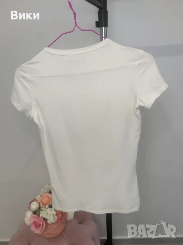 Тениска Guess, размер S, снимка 6 - Тениски - 50449607