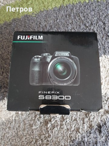 Fujifilm Finepix S8300 16.2MP Bridge 42X Zoom, снимка 5 - Фотоапарати - 43911384