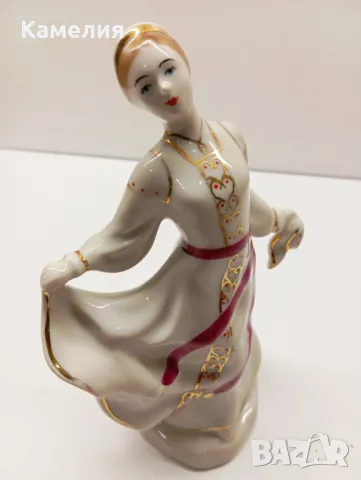 Порцеланова фигура , снимка 7 - Статуетки - 43762245