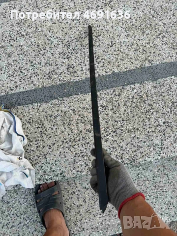 Лява лайсна на предното челно стъкло на Ауди Audi A8 D4 H4 само за 50лв. 4h0854327, снимка 2 - Части - 52901636