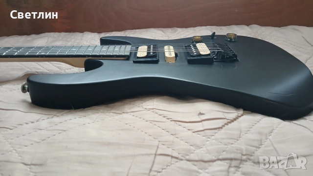 Електрическа китара , снимка 12 - Китари - 52866631