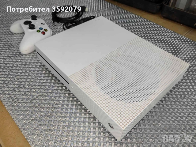Xbox One S 1TB, снимка 3 - Xbox конзоли - 51827709