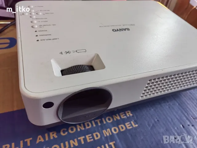 SANYO PLC-XW57 /проектор , снимка 1 - Плейъри, домашно кино, прожектори - 49298116