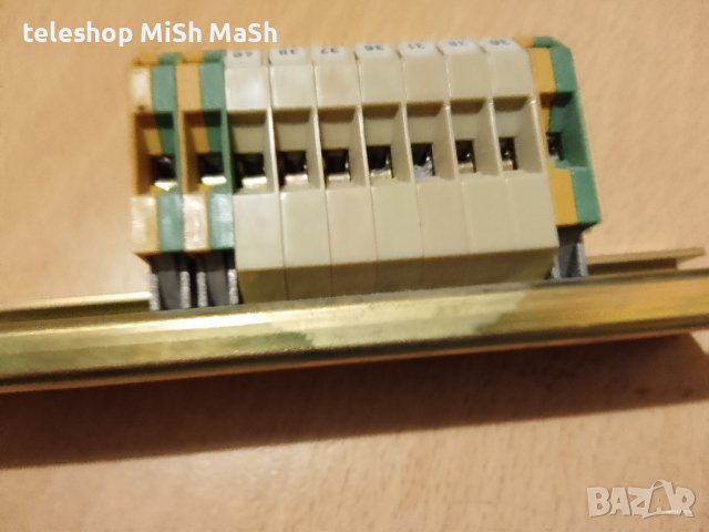 Като нов качествен клеморед с 10 отделения на дебела метална шина 