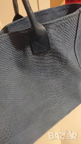 синя чанта ест кожа, снимка 3 - Чанти - 48707679
