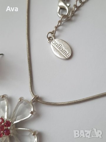 колие и обеци с цвете/комплект oriflame/медальон/висулка/кръст/кръстче с цирконий/цвят сребърен , снимка 4 - Колиета, медальони, синджири - 33094903