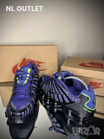 Спортни маратонки Nike Shox, снимка 2 - Маратонки - 53426195