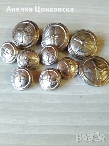 Стари метални копчета 60 - те г., снимка 1