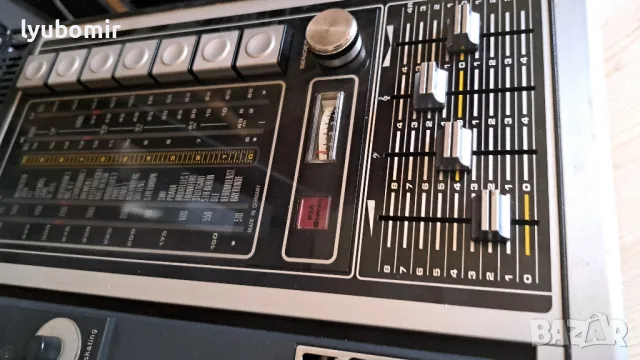 Грундиг комбо, снимка 4 - Ресийвъри, усилватели, смесителни пултове - 50128934