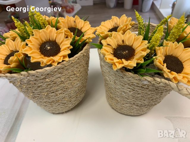 Подаръци от ароматен глицеринов сапун , снимка 14 - Изкуствени цветя - 39888710