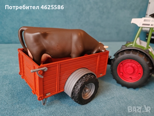 Bruder трактор с ремарке 