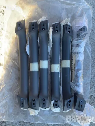 Оригинални дръжки KNAUS TABBERT  вътрешни за входната врата цена за брой 90.00 лева, снимка 2 - Къмпинг мебели - 48066772