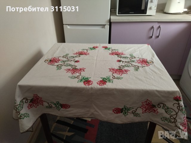 Красиви покривки за маси от ХХ век, снимка 2 - Други ценни предмети - 39108297