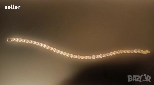 Гривни с кристали от циркон