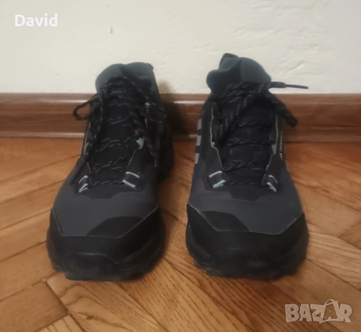 Оригинални Дамски туристически обувки Adidas Terrex AX4 GTX, снимка 3 - Маратонки - 53168876