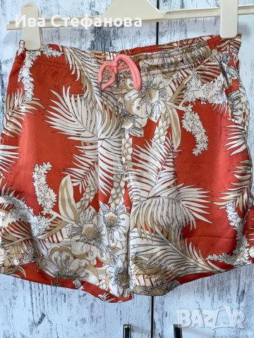 Страхотни нови къси летни дамски ефирни панталони , снимка 2 - Къси панталони и бермуди - 37270375