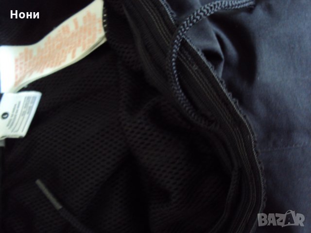 Юношески екип на Манчестър с две долнища на Найк, снимка 5 - Спортни дрехи, екипи - 32209547