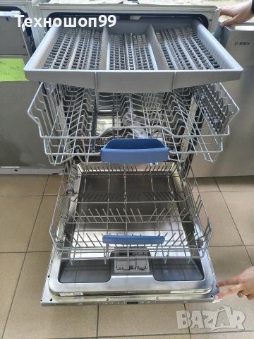 Съдомиялна машина Bosch 60см за вграждане, снимка 5 - Съдомиялни - 52752199