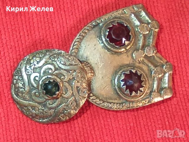 САЧАН БРОНЗ ВЪЗРОЖДЕНСКА ПАФТА ТОКА с ГРАНАТ СМАРАГД ЕДИНИЧКА ОРНАМЕНТИРАНА 18-19 ВЕК 12387, снимка 2 - Антикварни и старинни предмети - 30331033