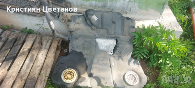Дизелов резервоар от Ауди А6 Ц6 4Ф / Audi A6 C6 4F, снимка 2 - Части - 53597004