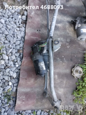 Лостов механизъм за Ауди А4 1998г 2.5куатро 150кс