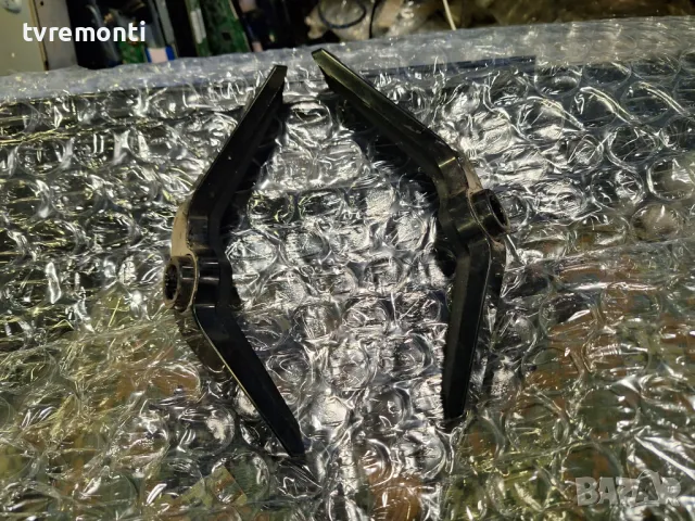 оригинална стойка КРАЧЕТА за телевизор TOSHIBA модел 43LA2063DG