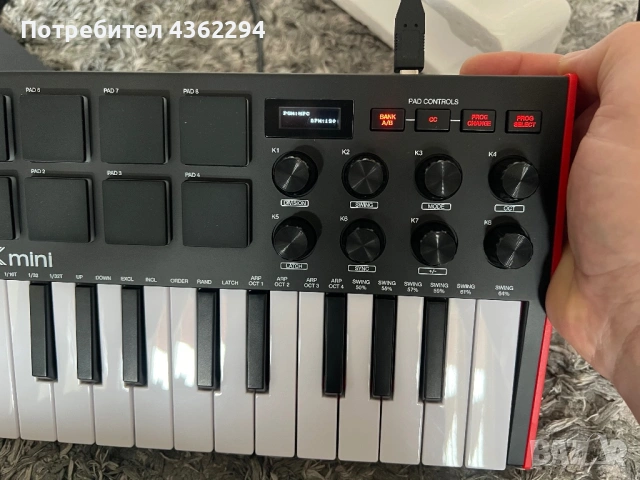 Akai MPK Mini синтезатор, снимка 3 - Ресийвъри, усилватели, смесителни пултове - 53216725