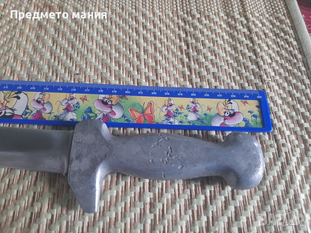 Метален масивен нож, снимка 3 - Ножове - 52504529