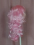 55 см Дълга ,къдрева,розова перука с бретон , снимка 5