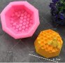 3D голям осмоъгълник пчелна восъчна пита с клетки и пчела силиконова форма молд сапун гипс свещ, снимка 1 - Форми - 38051792