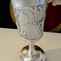 Чаша от калай за вино с релефна кръчмарска картина. , снимка 4 - Антикварни и старинни предмети - 44116999
