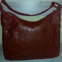 Дамска чанта от естествена кожа, снимка 1 - Чанти - 27468791