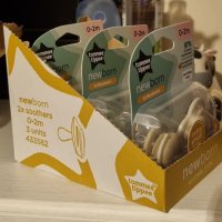 Tommee Tippee Биберон залъгалки  за новородени бебета, 0-2 месеца, 6 броя , снимка 11 - Други - 43490159