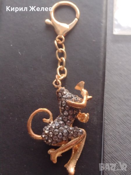 Фешън ключодържател с кристали много красив стилен дизайн 42251, снимка 1