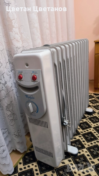 Маслен радиатор Whirpool, снимка 1