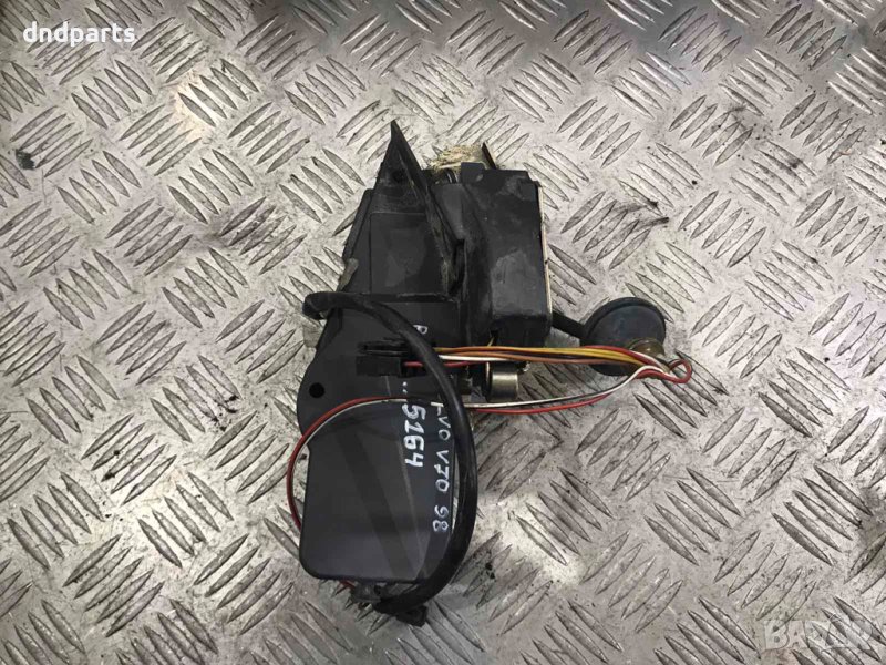 Задна лява брава Volvo V70,1998г., снимка 1