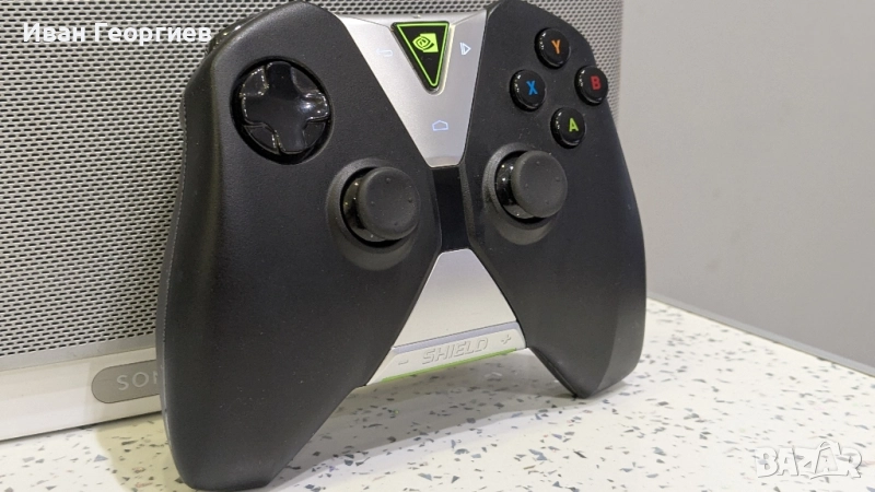 Nvidia Shield P2570 безжичен геймърски контролер, снимка 1