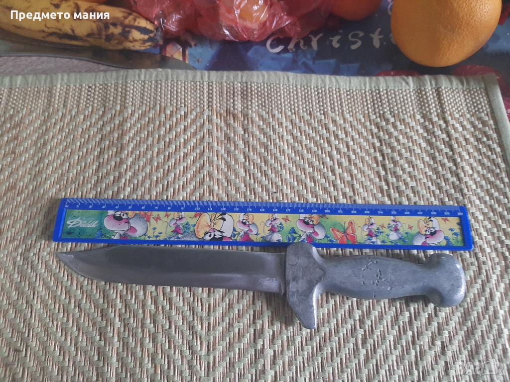 Метален масивен нож, снимка 1