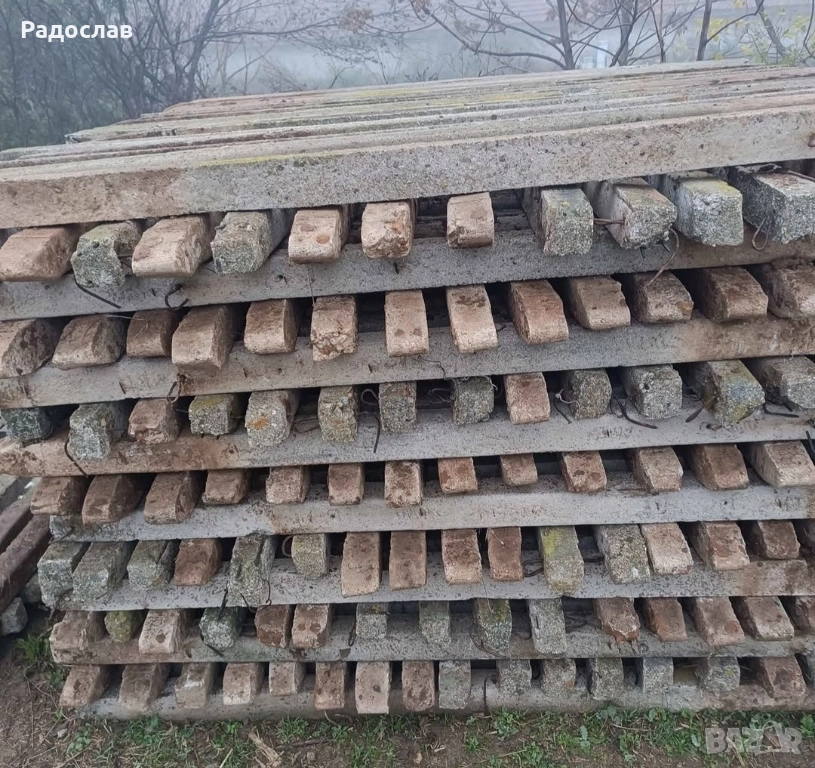 Циментови колове, диреци за ограда ,двор,шахта, снимка 1