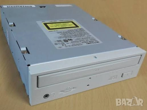 Винтидж CD-ROM Mitsumi IDE за стар ретро компютър , снимка 1