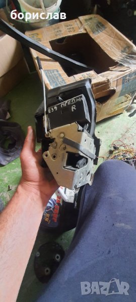 Предна дясна брава за БМВ е39, снимка 1