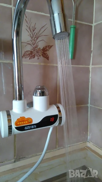 Смесител за вода с нагревател за мигновено загряване, снимка 1