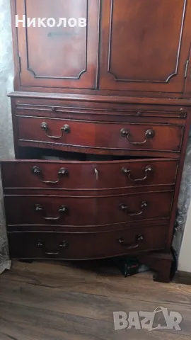 Махагонов шкаф, снимка 3 - Бюфети - 48910996