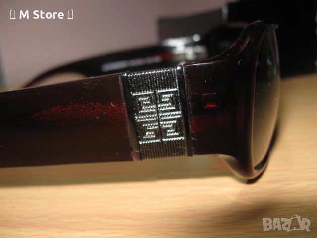 Givenchy оригинални слънчеви очила, снимка 6 - Слънчеви и диоптрични очила - 27730538