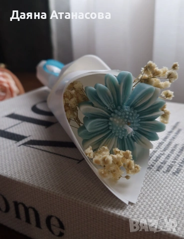 Ароматно свещ-букетче, снимка 3 - Подаръци за жени - 53295469