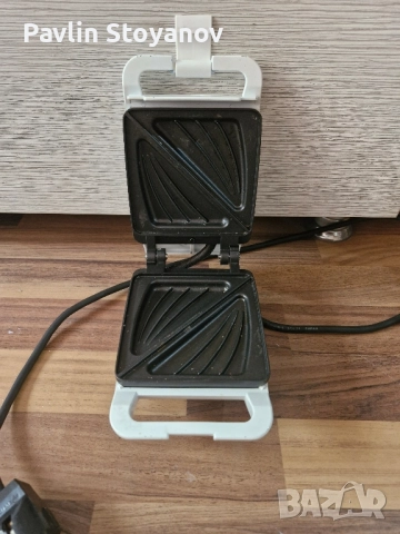 Малък гофретник Carlton, снимка 2 - Гофретници - 51549258