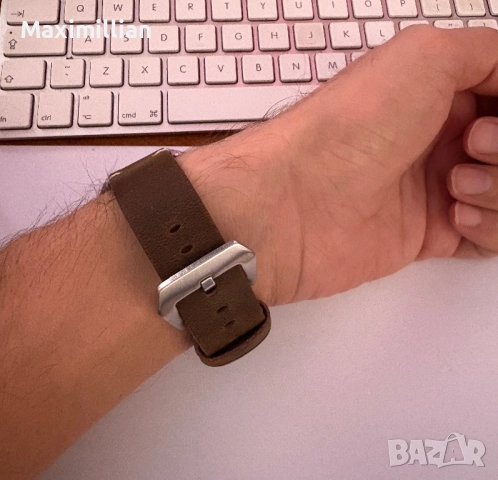 Apple Watch Ultra 2 Titanium, снимка 2 - Смарт часовници - 52235770