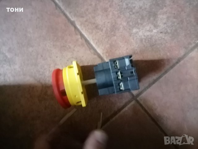 Трифазен ключ, снимка 5 - Други машини и части - 39835623