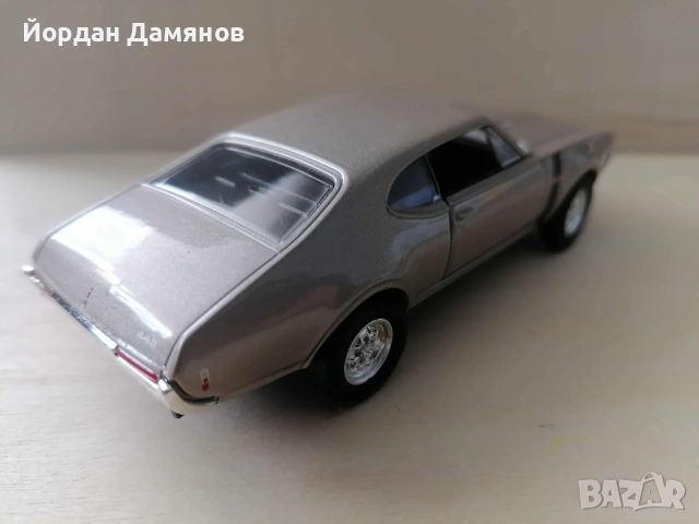 Олдсмобил 442 '68г в мащаб 1:34., снимка 4 - Колекции - 52926754